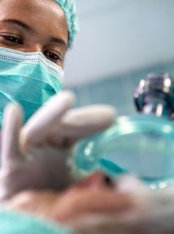 anesthesiste_intubation_SFAR_2025_MACSF